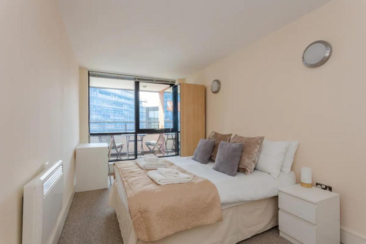 Vivid Apartment In Central Лондон Экстерьер фото