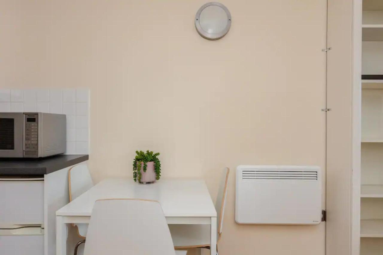 Vivid Apartment In Central Лондон Экстерьер фото